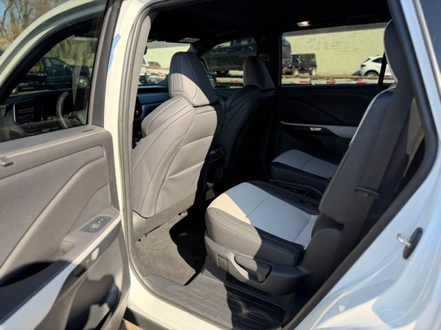 Used 2025 Lexus TX 500h AWD w/ Technology Package image 13