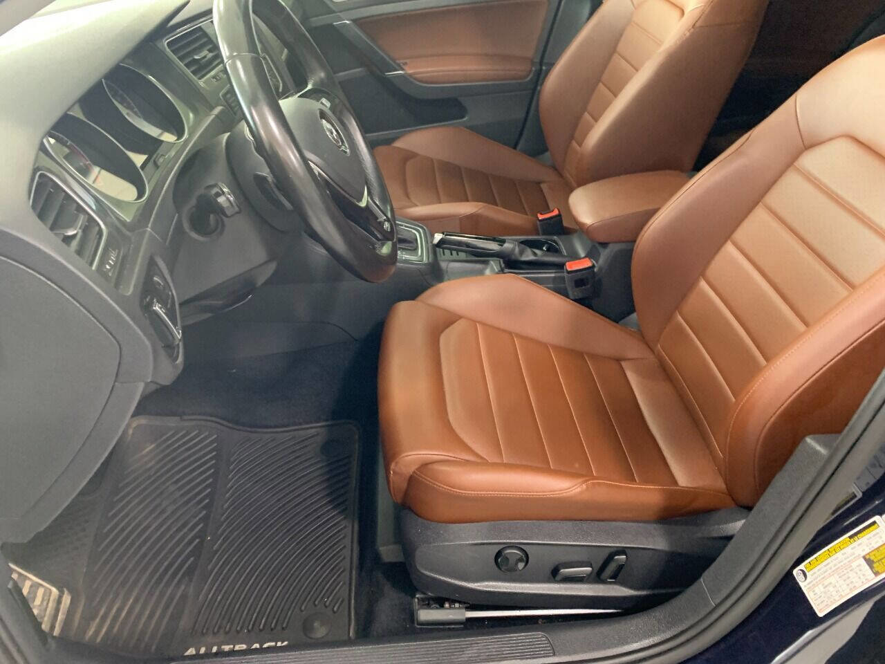 Used 2017 Volkswagen Golf Alltrack S AWD/4WD image 17