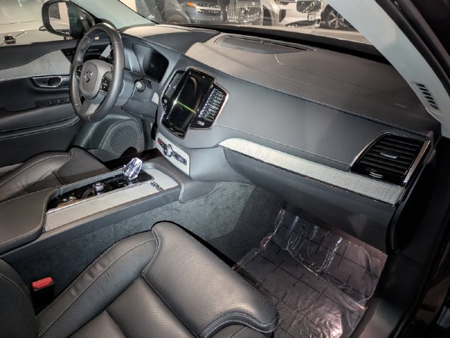 New 2025 Volvo XC90 B6 Ultra w/ Protection Package Premier AWD/4WD image 31
