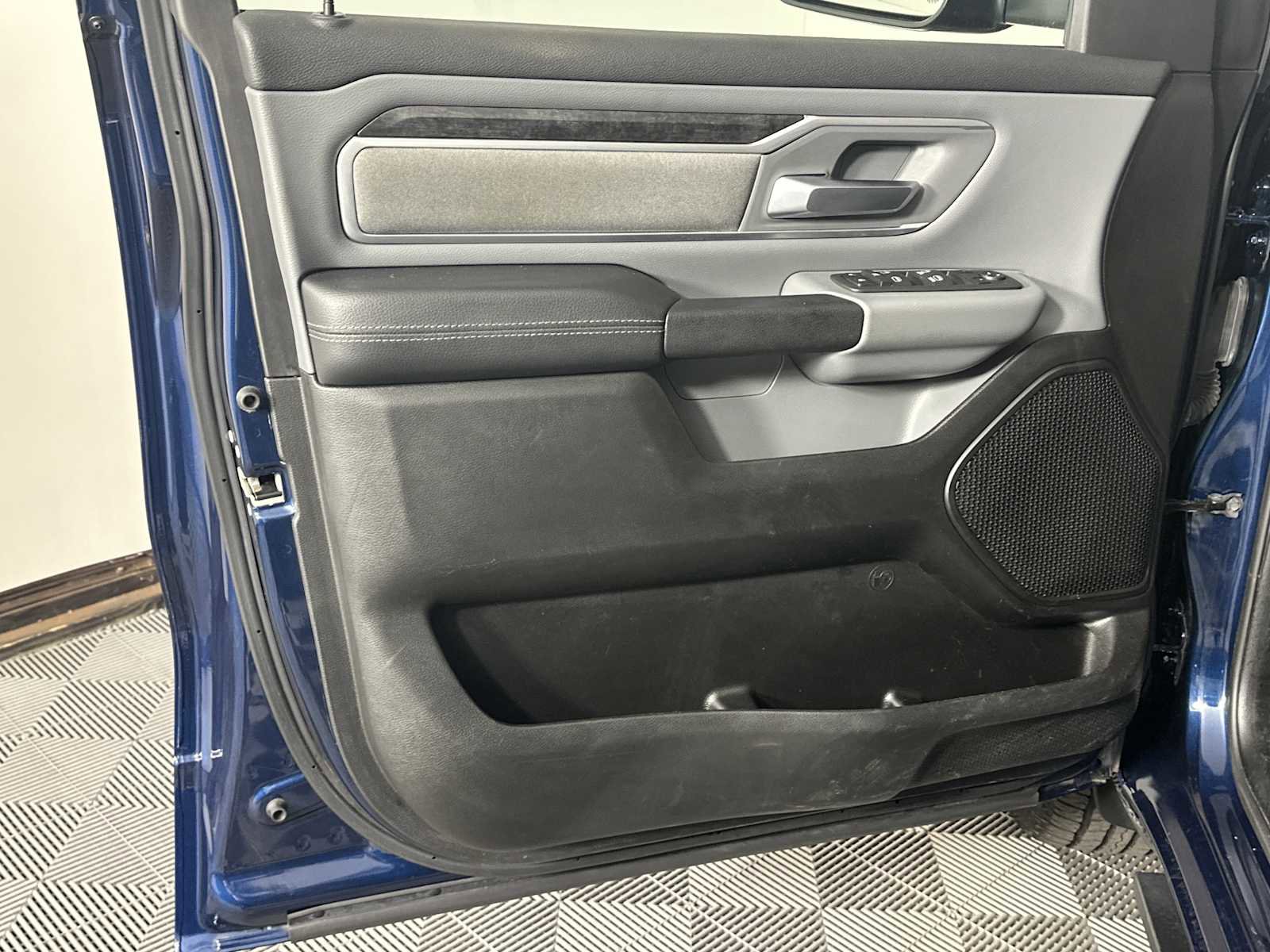 Used 2022 RAM 1500 Big Horn image 8