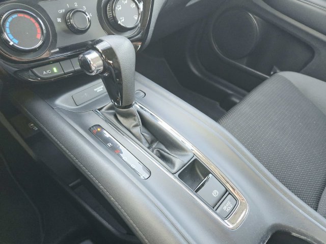 Used 2019 Honda HR-V LX image 24