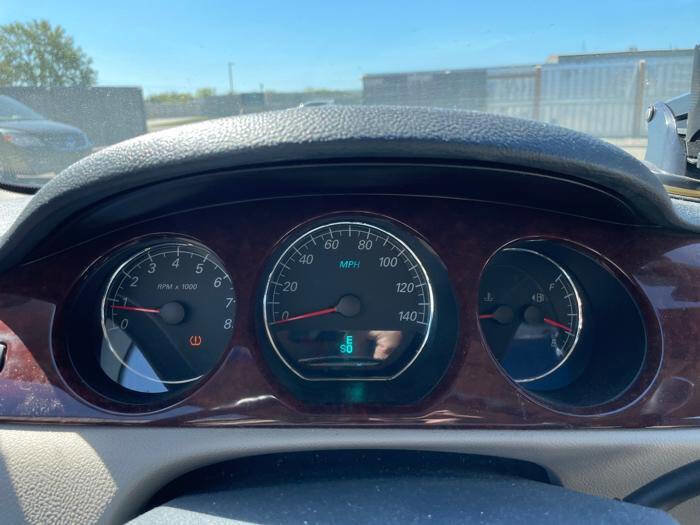Used 2006 Buick Lucerne CXL w/ Luxury Package FWD image 38