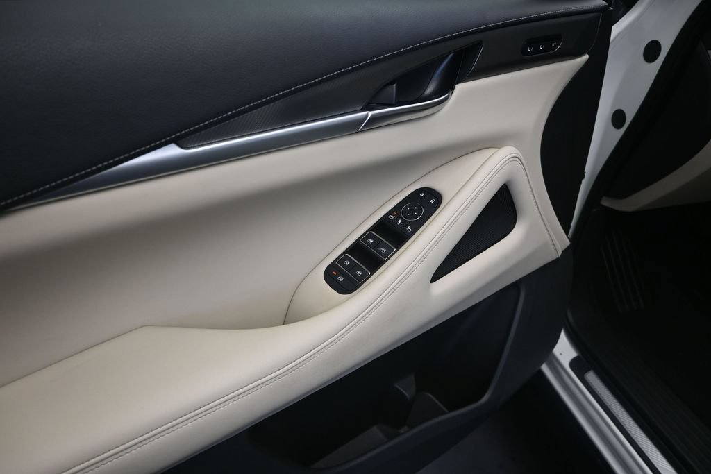 Used 2024 INFINITI QX60 Luxe FWD image 11