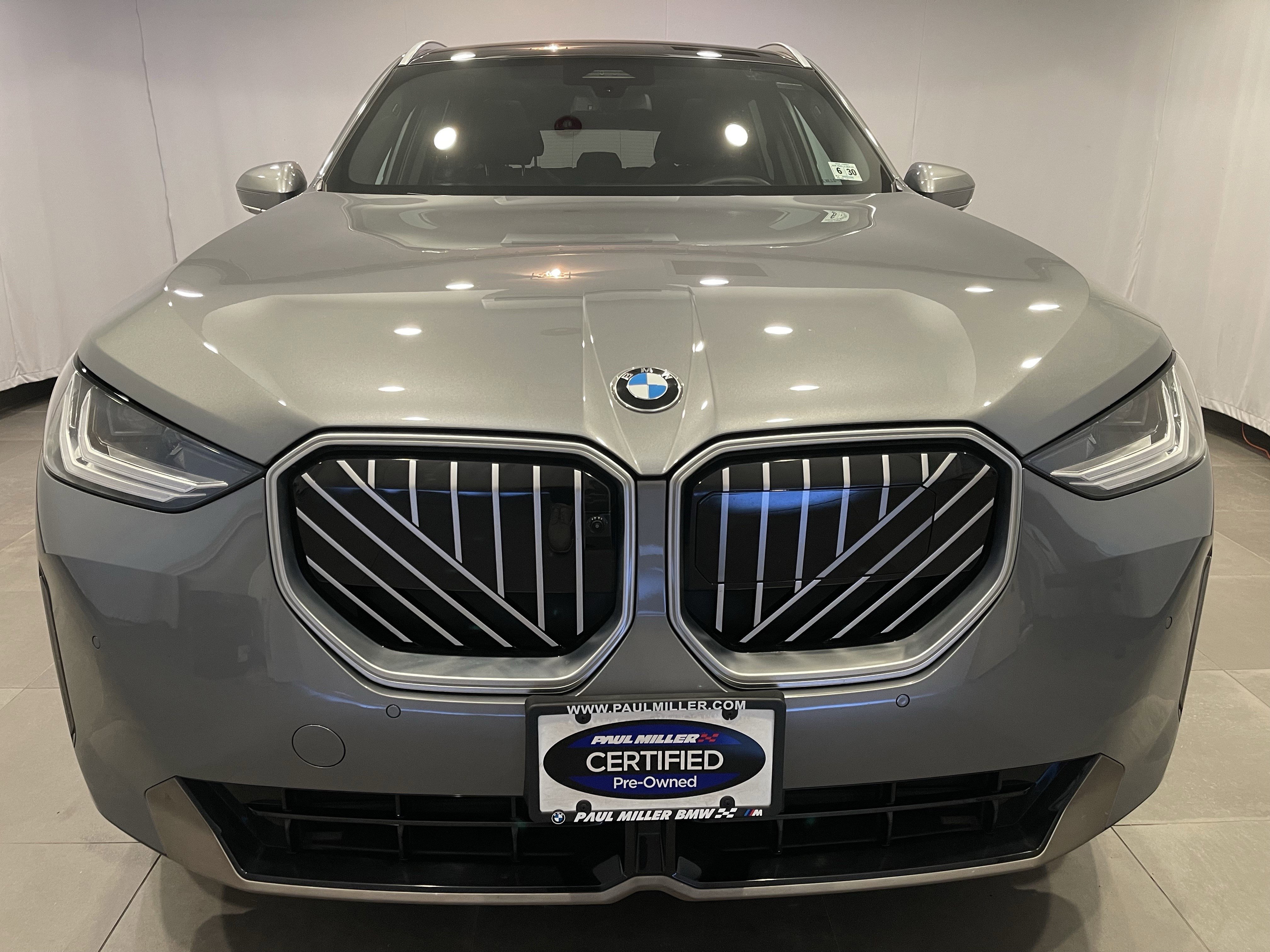Used 2025 BMW X3 xDrive30i w/ Premium Package AWD/4WD image 2