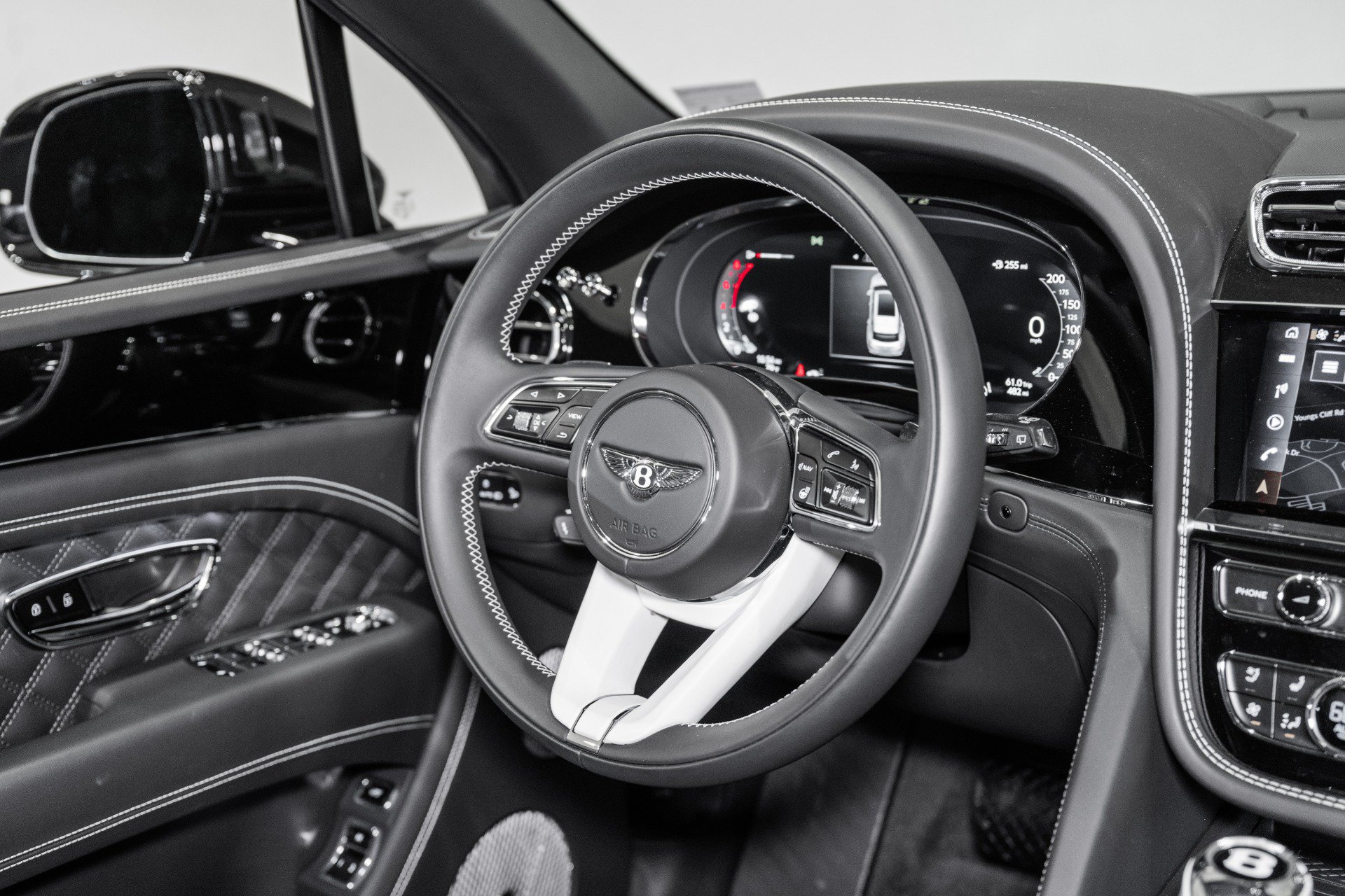 New 2024 Bentley Bentayga AWD/4WD image 29