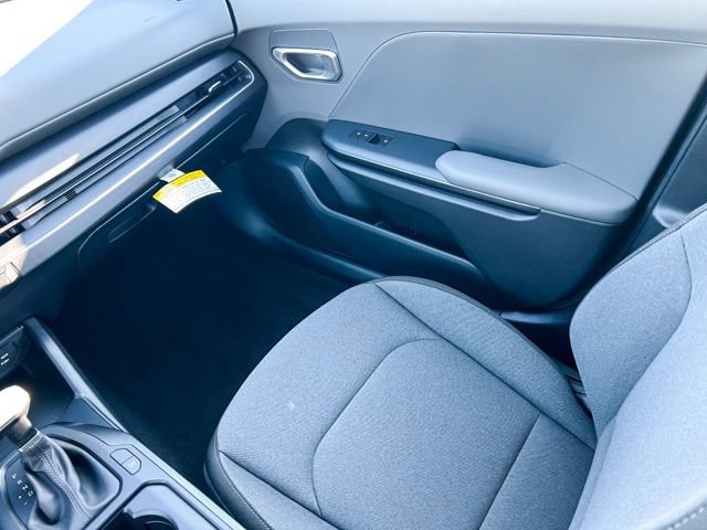 New 2025 Kia K4 LXS image 14