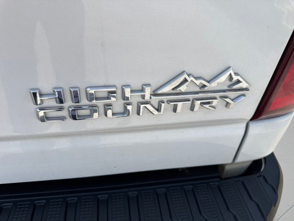 Used 2021 Chevrolet Silverado 2500 High Country w/ Z71 Off-Road Package AWD/4WD image 31