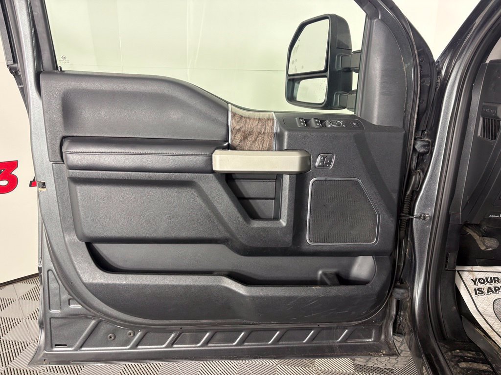 Used 2019 Ford F350 Lariat w/ Lariat Ultimate Package AWD/4WD image 19