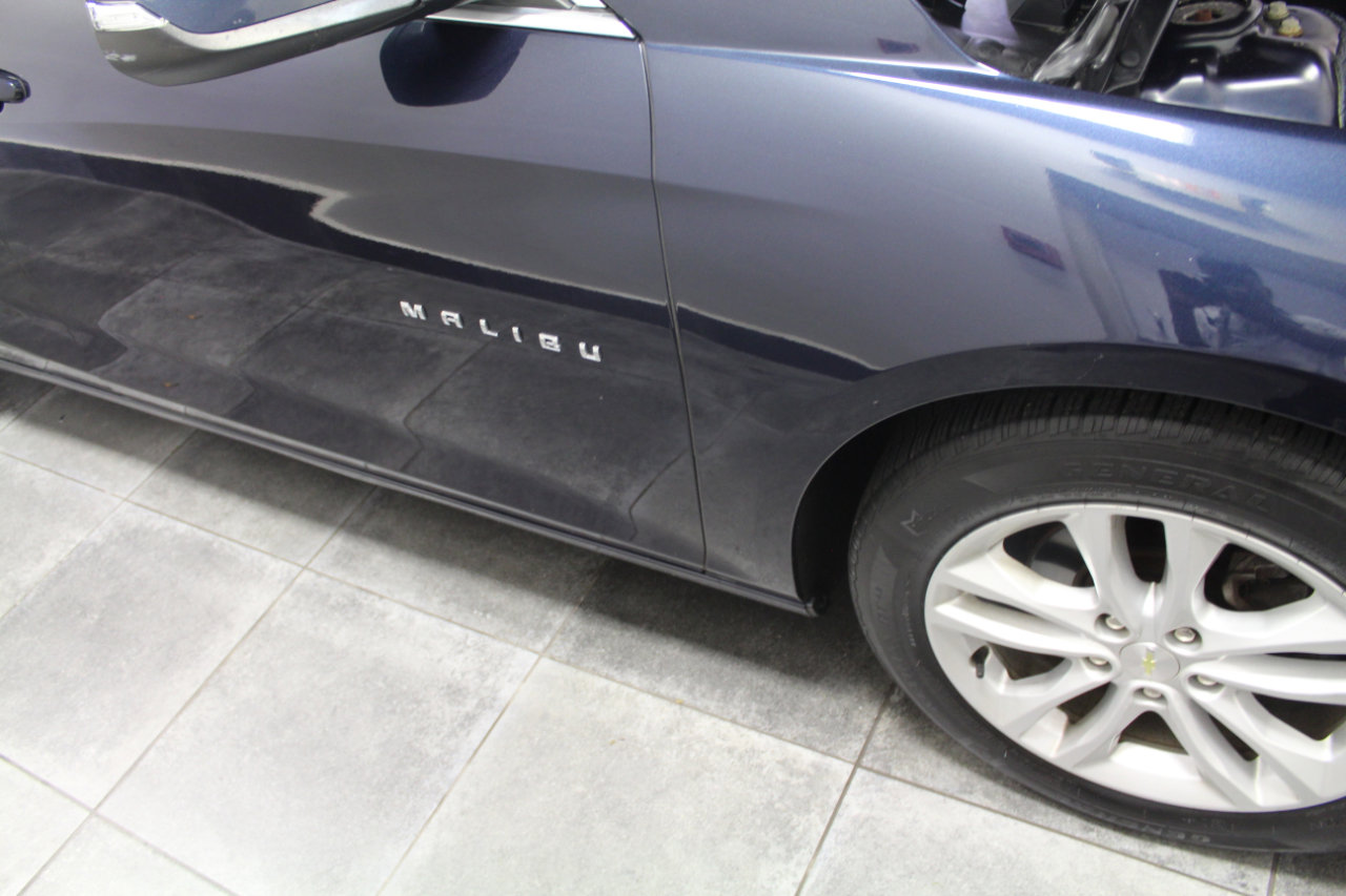 Used 2017 Chevrolet Malibu LT image 34