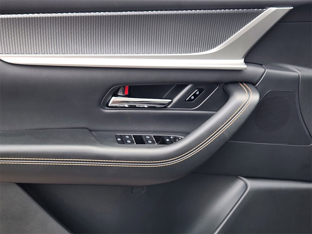 New 2025 MAZDA CX-90 Plug-In Hybrid w/ Premium Plus image 10