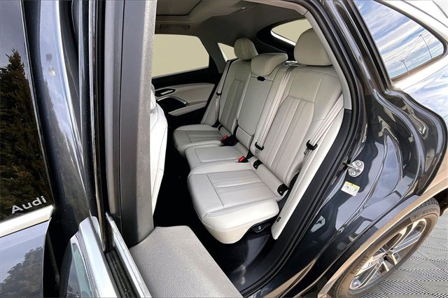 New 2025 Audi Q5 2.0T Premium image 10