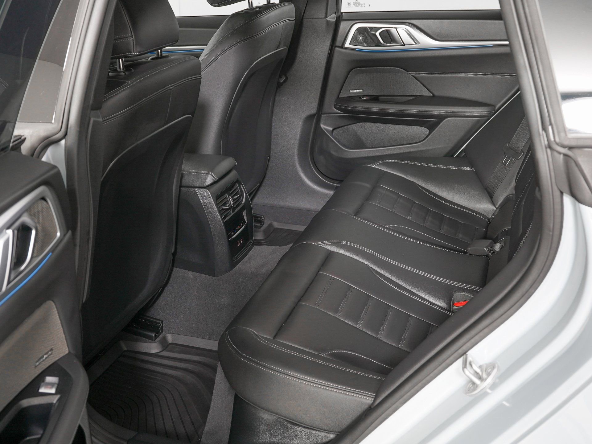 Used 2025 BMW 440i xDrive image 13