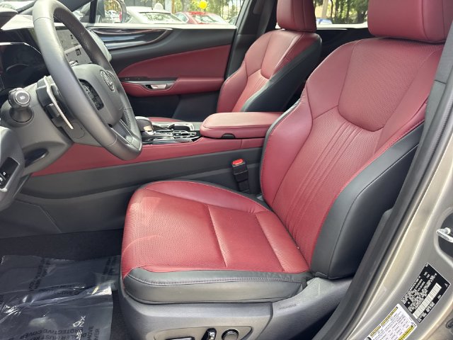 Certified 2025 Lexus NX 250 FWD w/ Accessory Package (Z2) image 11