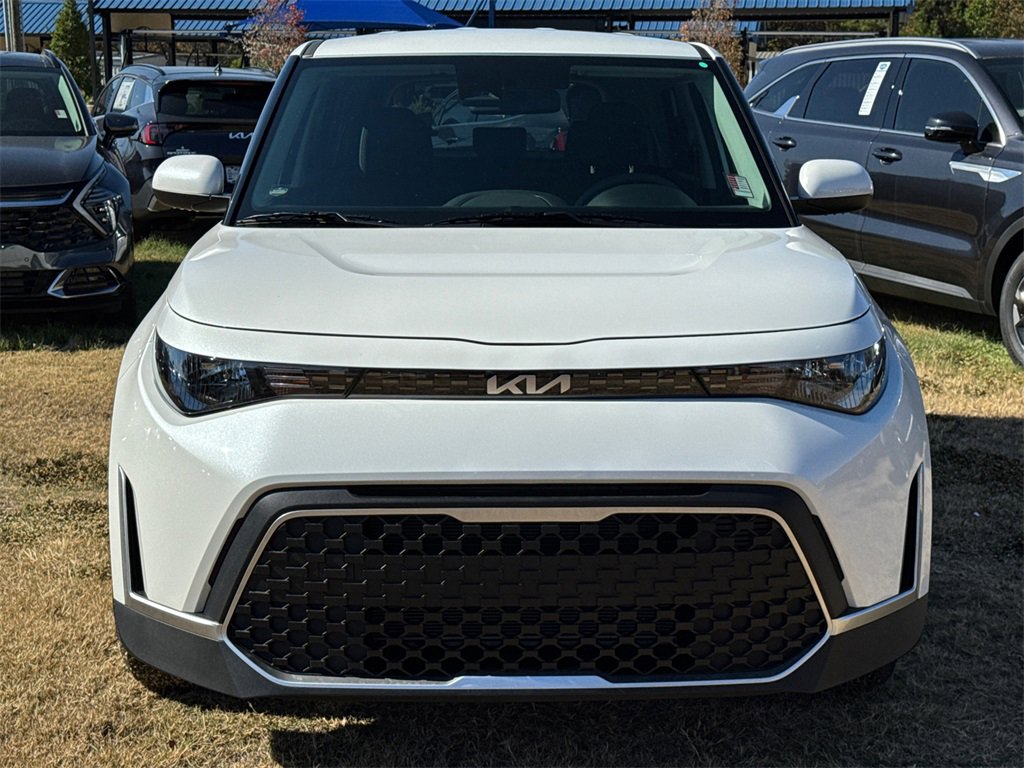 New 2025 Kia Soul LX w/ LX Technology Package image 8