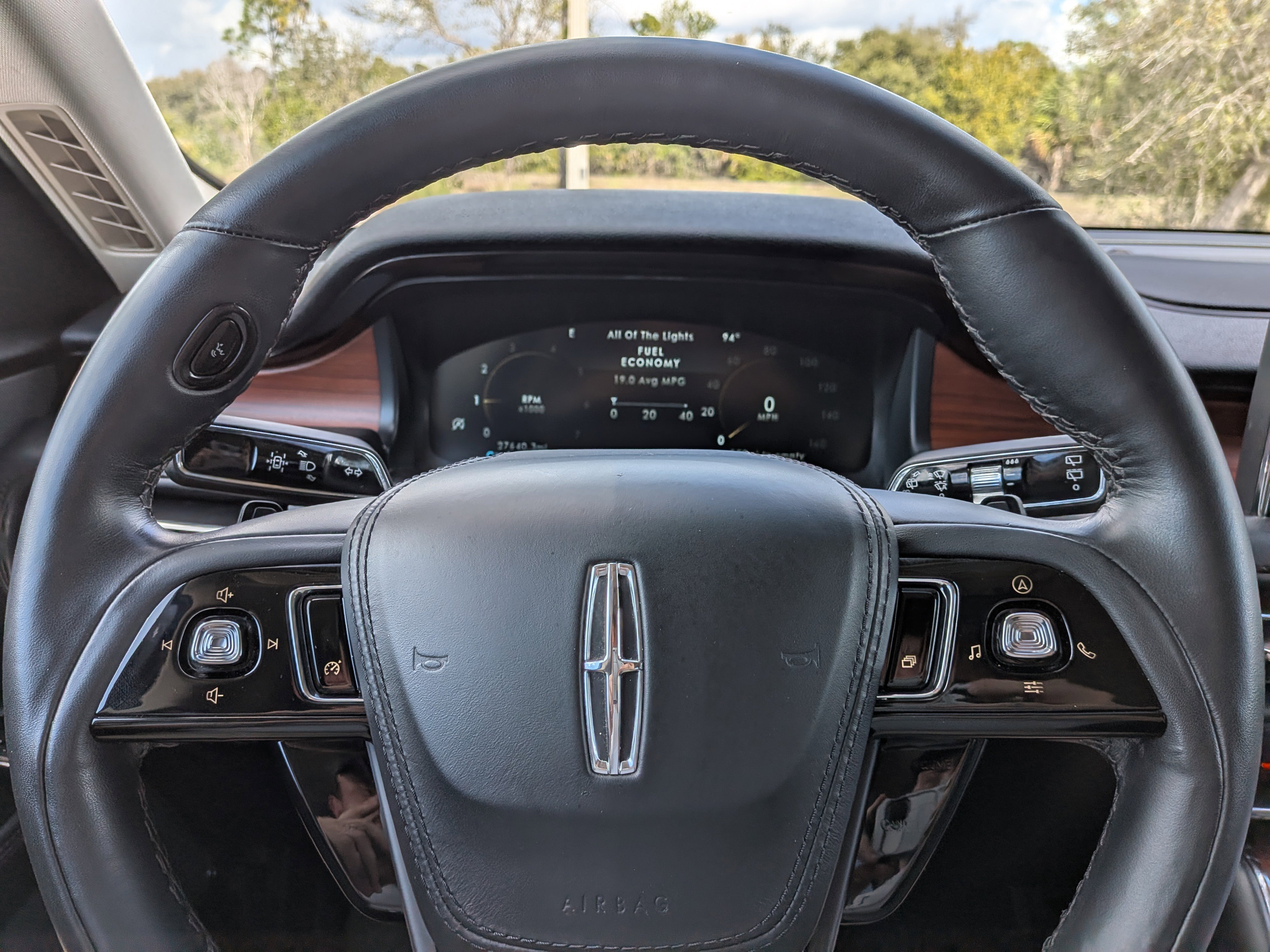 Used 2023 Lincoln Aviator Reserve image 32