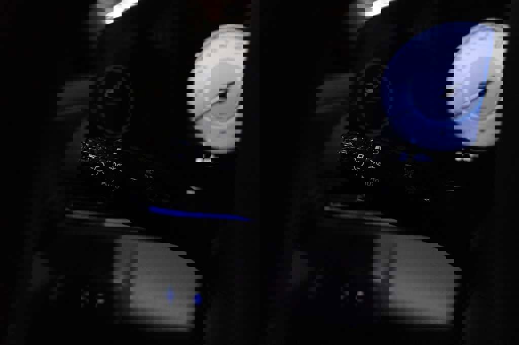 Used 2025 Hyundai Elantra SEL image 37