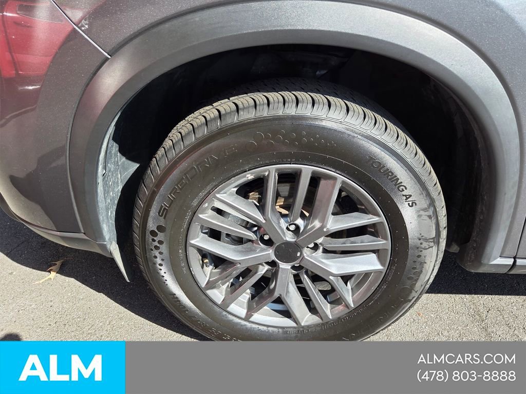 Used 2024 Nissan Rogue S image 26