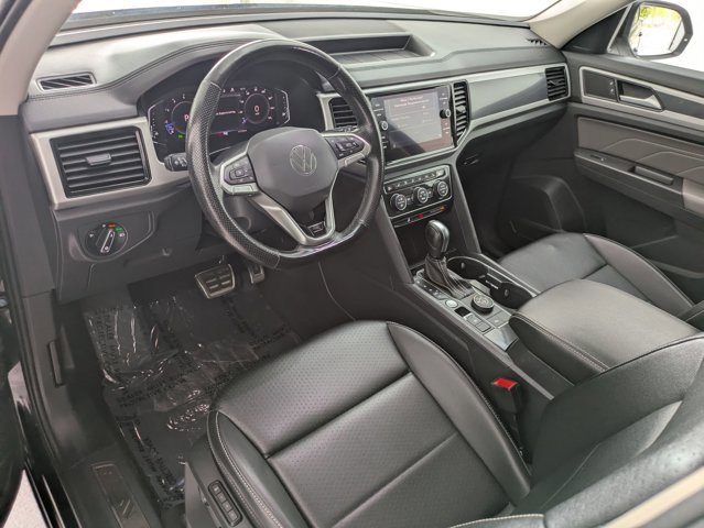 Used 2022 Volkswagen Atlas SEL R-Line AWD/4WD image 10