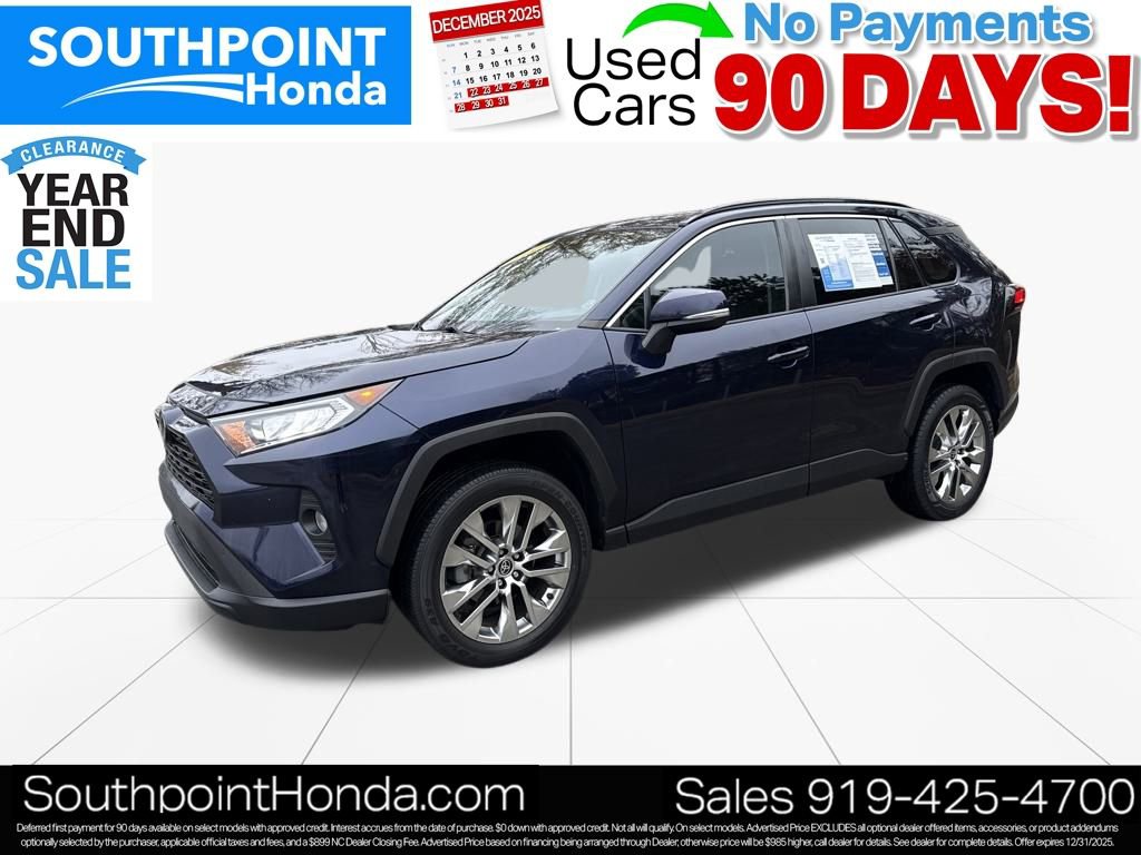 Used 2021 Toyota RAV4 XLE Premium image 3