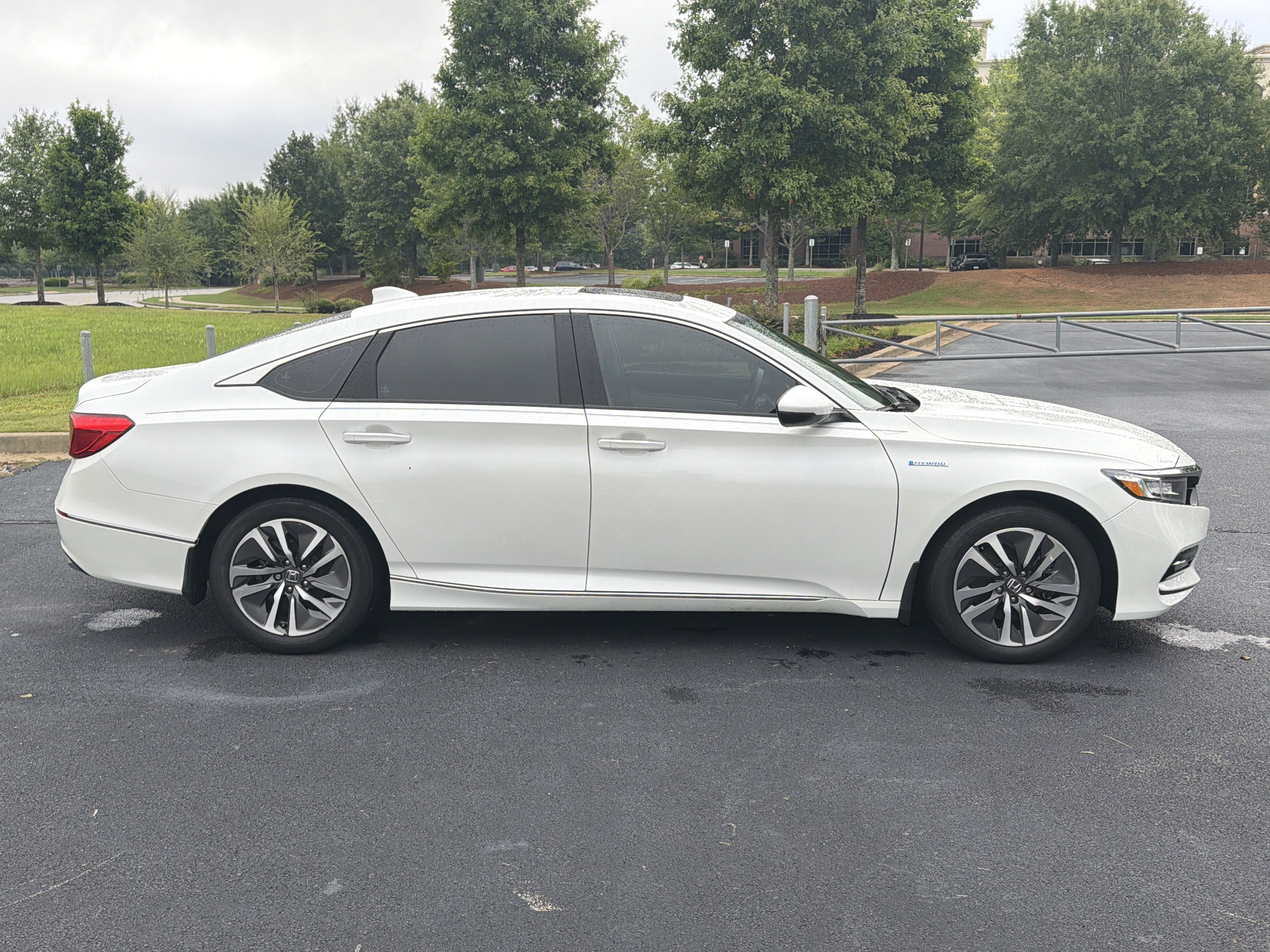 Used 2018 Honda Accord Touring image 10