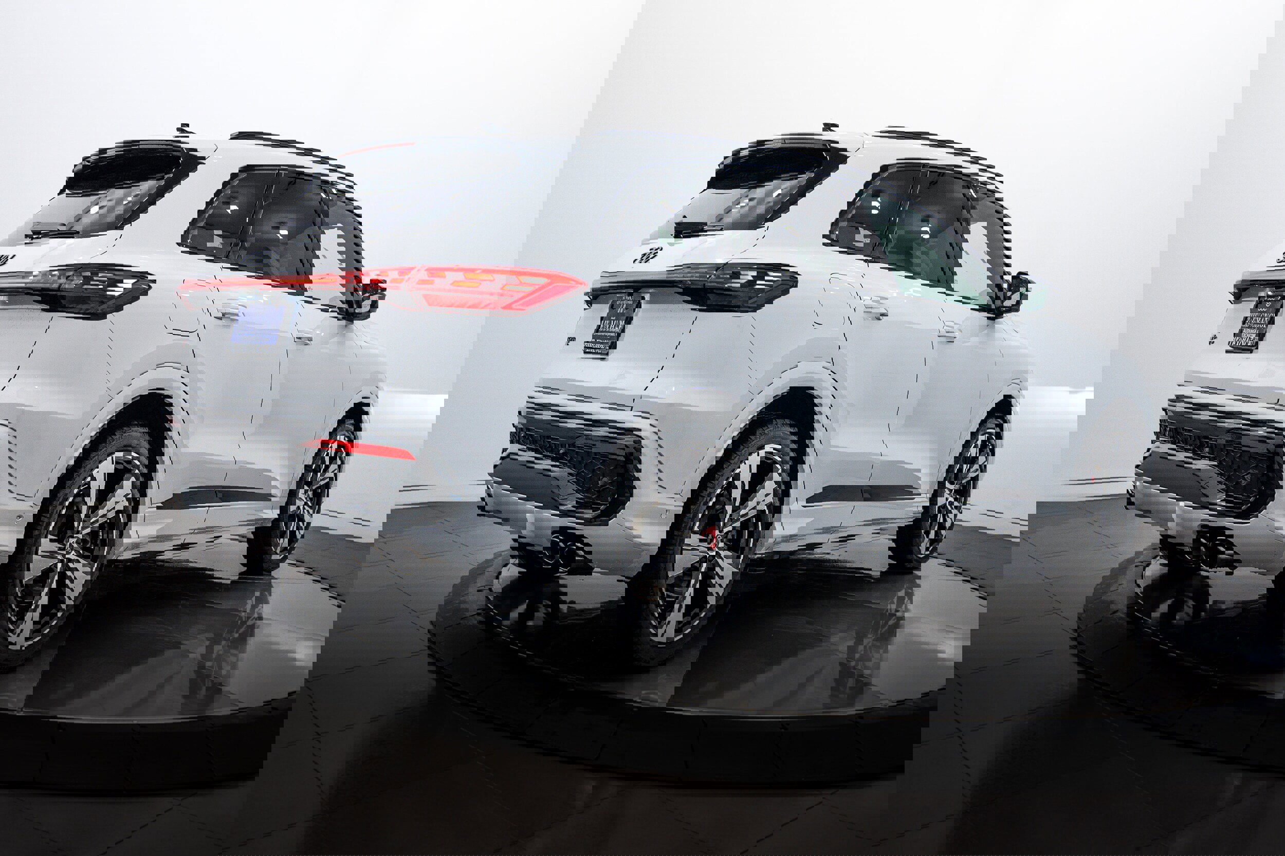 New 2025 Audi SQ5 Premium Plus image 4