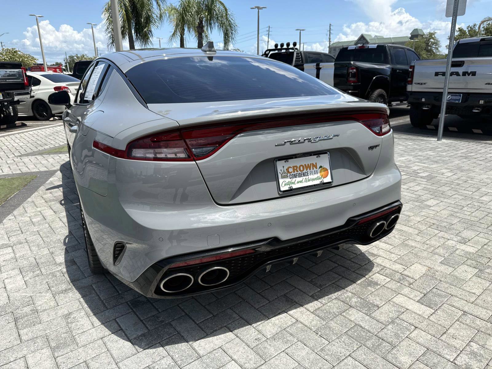 Used 2022 Kia Stinger GT1 RWD image 10