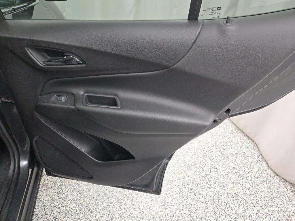 Used 2019 Chevrolet Equinox LT image 10