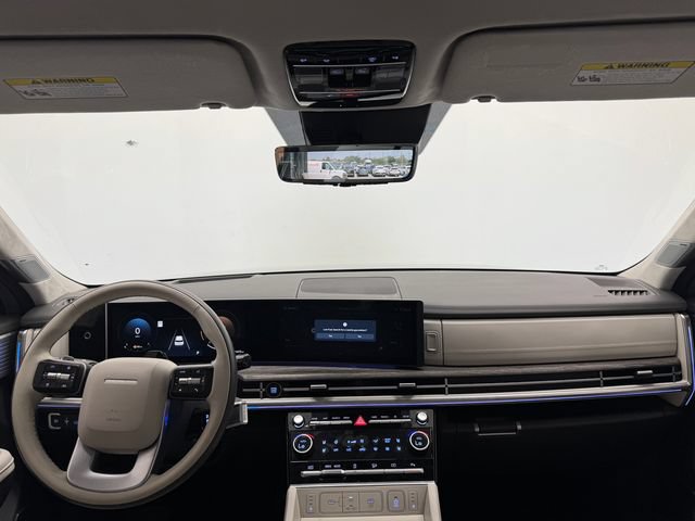 Used 2025 Hyundai Santa Fe Calligraphy FWD image 6