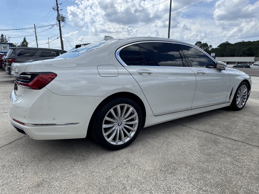 Used 2020 BMW 740i RWD image 5