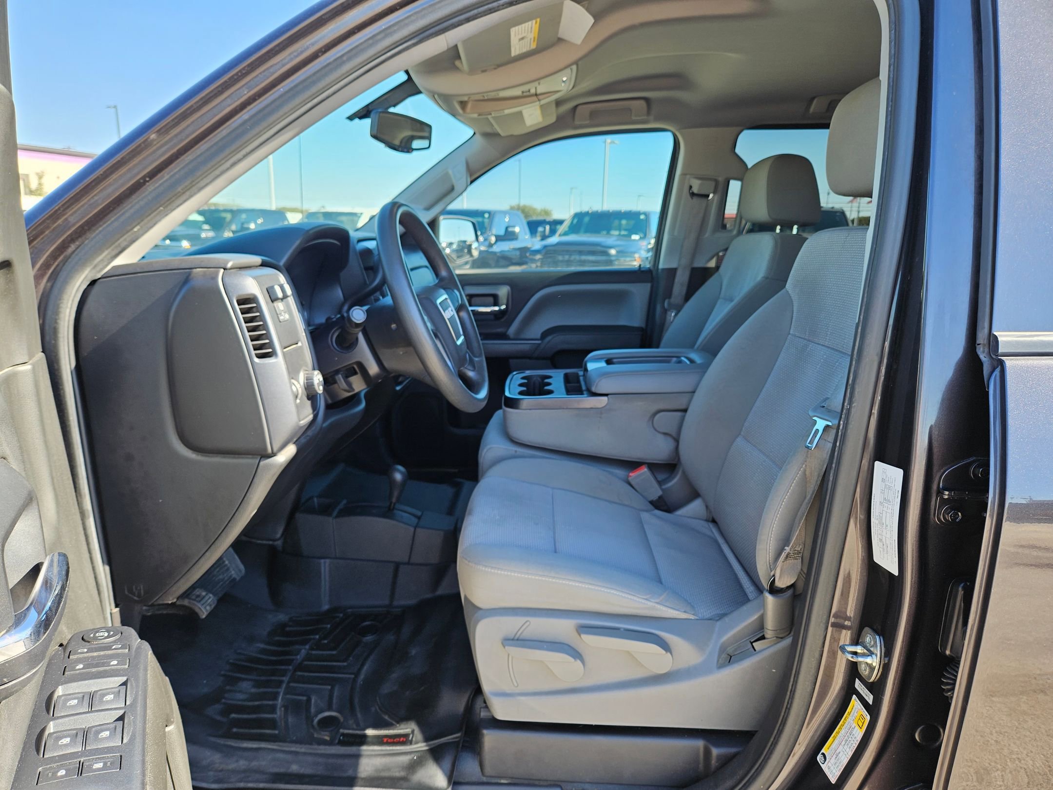 Used 2015 GMC Sierra 1500 4x4 Crew Cab image 9