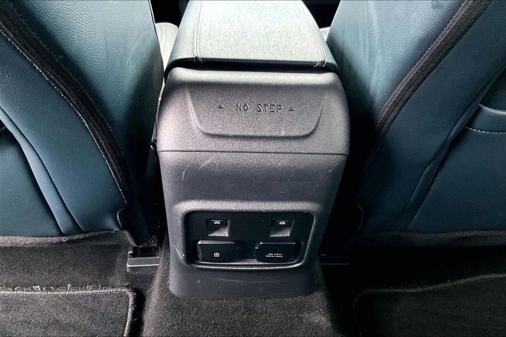 Used 2024 Ford Bronco Outer Banks image 15