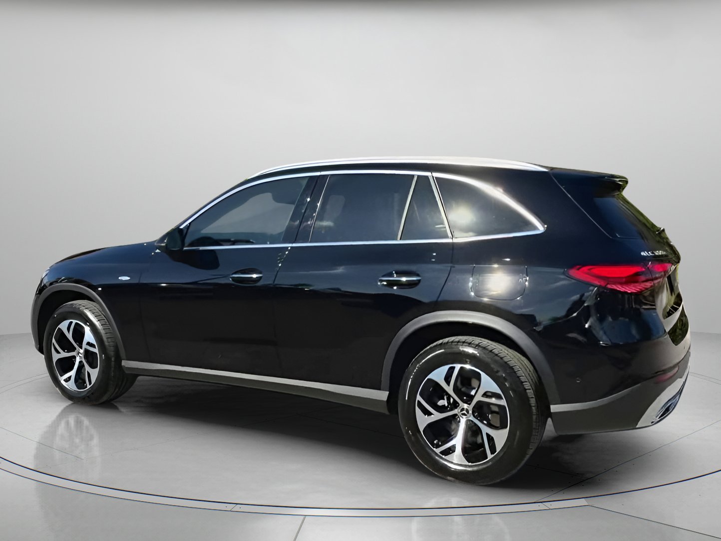 Used 2025 Mercedes-Benz GLC 350e GLC 350e image 19