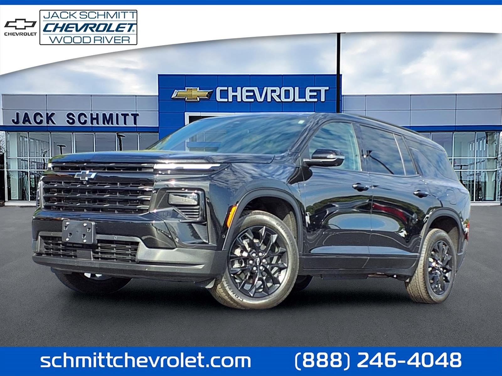 Used 2024 Chevrolet Traverse LT w/ Enhanced Driving Package FWD image 1