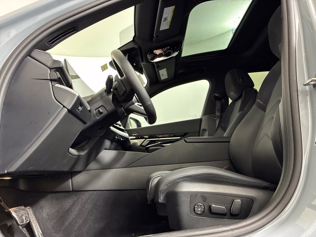 Certified 2024 BMW 530i w/ M Sport Package RWD image 22