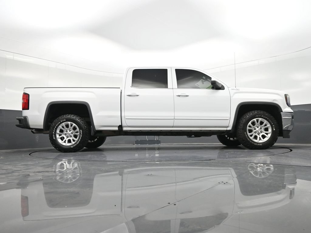 Used 2018 GMC Sierra 1500 SLE w/ Suspension Package, Off-Road AWD/4WD image 32