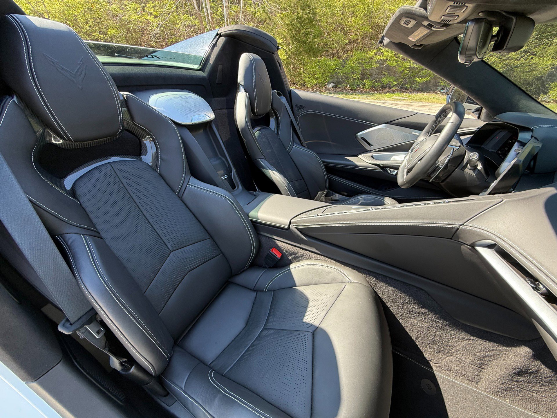 Used 2023 Chevrolet Corvette Stingray Premium Conv w/ Z51 Performance Package RWD image 30