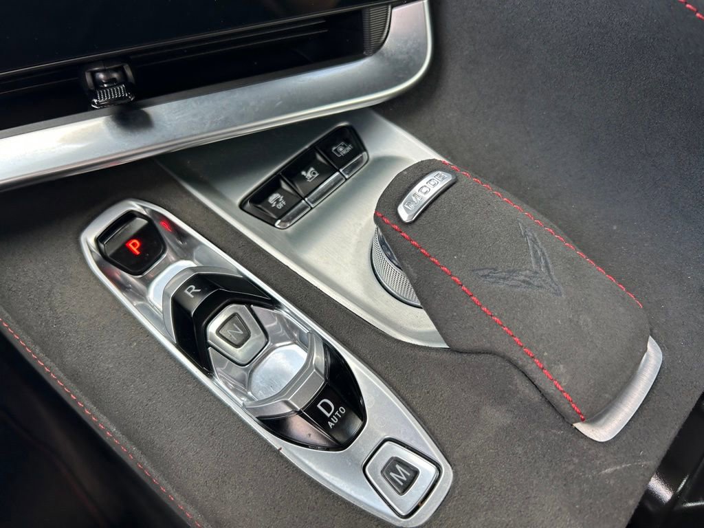 Used 2025 Chevrolet Corvette Z06 RWD image 44