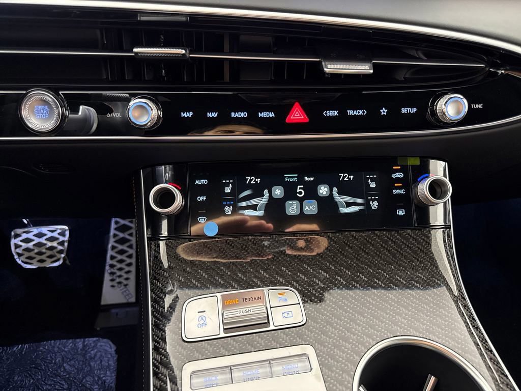 New 2026 Genesis GV70 3.5T Sport Prestige AWD/4WD image 21