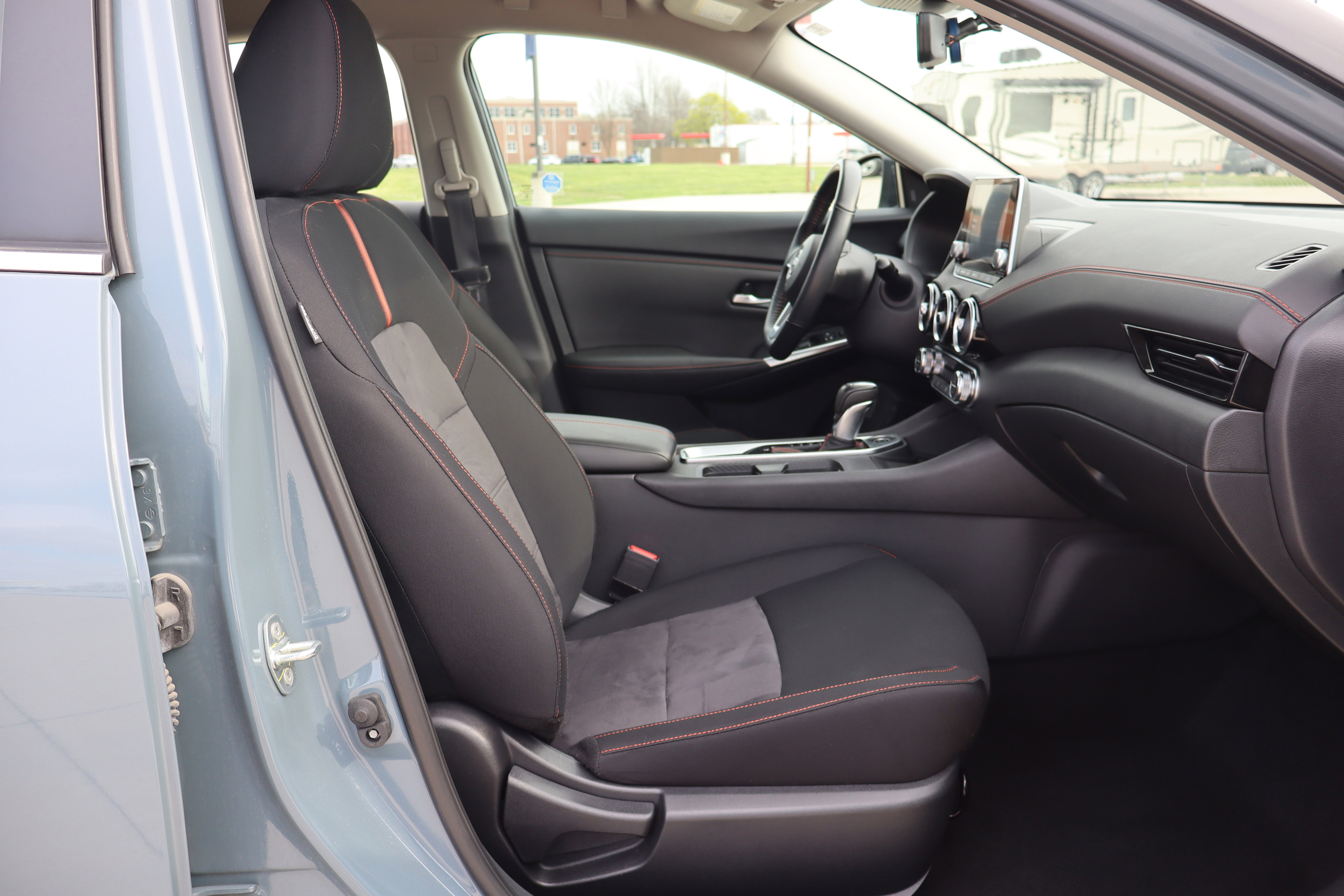 Used 2024 Nissan Sentra SR w/ Trunk Package image 12