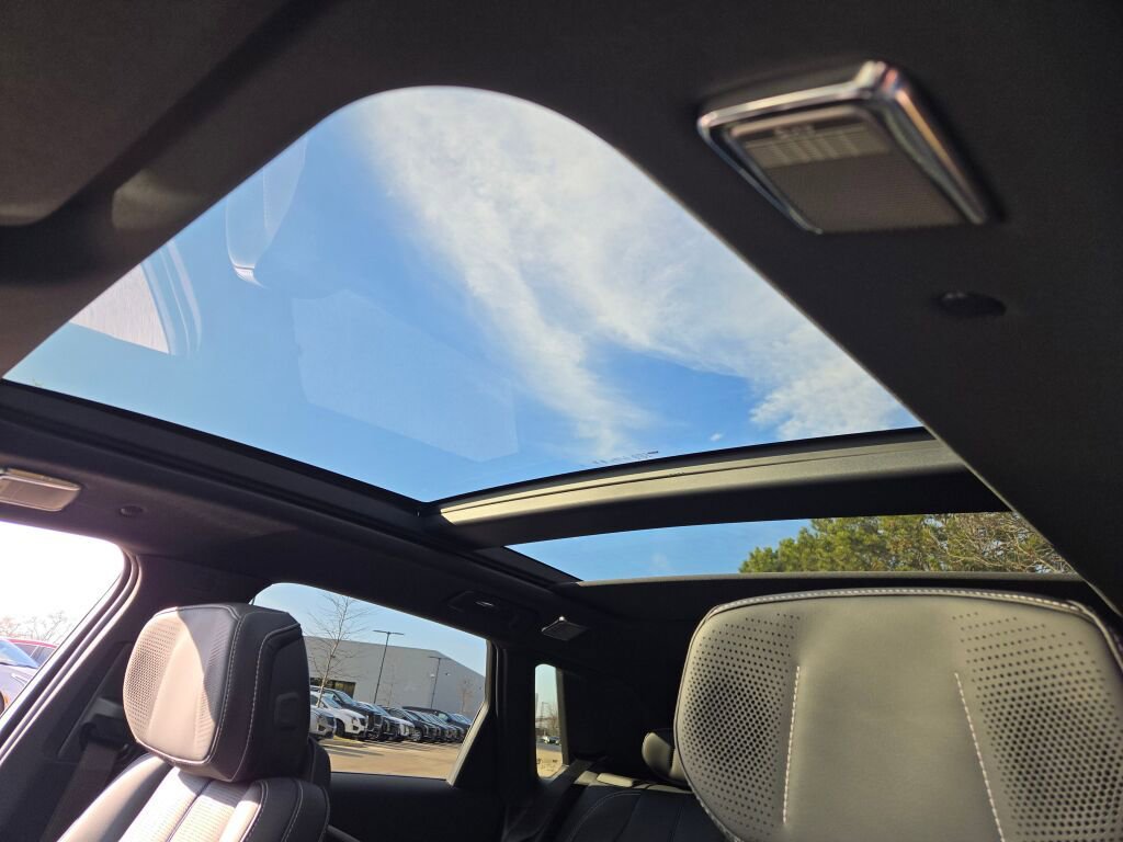 New 2026 Cadillac Lyriq Signature Sport image 26