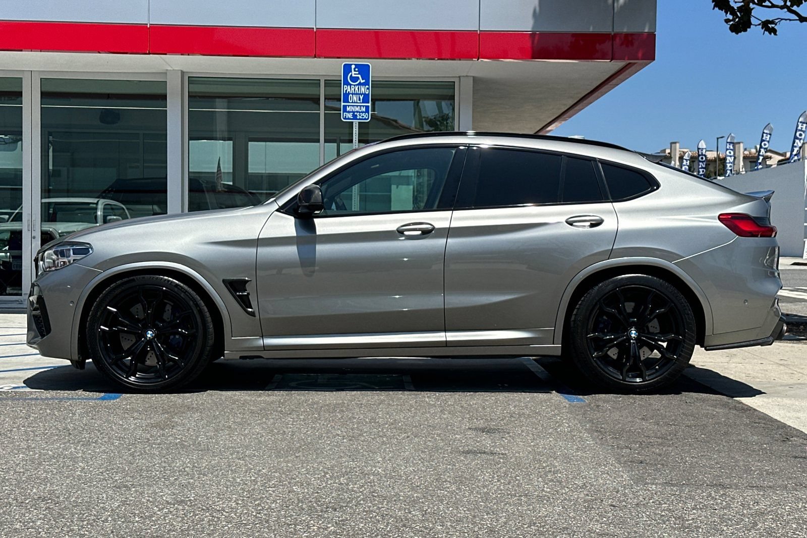 Used 2021 BMW X4 M AWD/4WD image 7