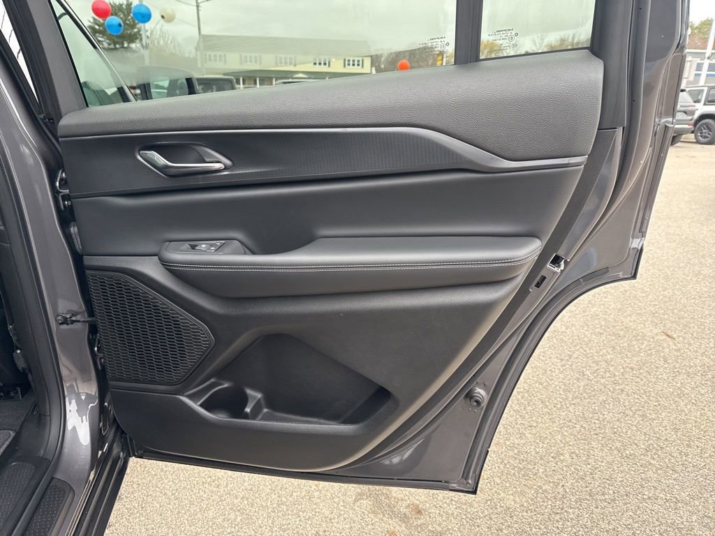 Certified 2025 Jeep Grand Cherokee L Laredo w/ Luxury Tech Group I image 29