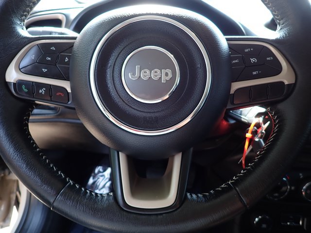 Used 2015 Jeep Renegade Limited w/ Trailer Tow Group AWD/4WD image 16