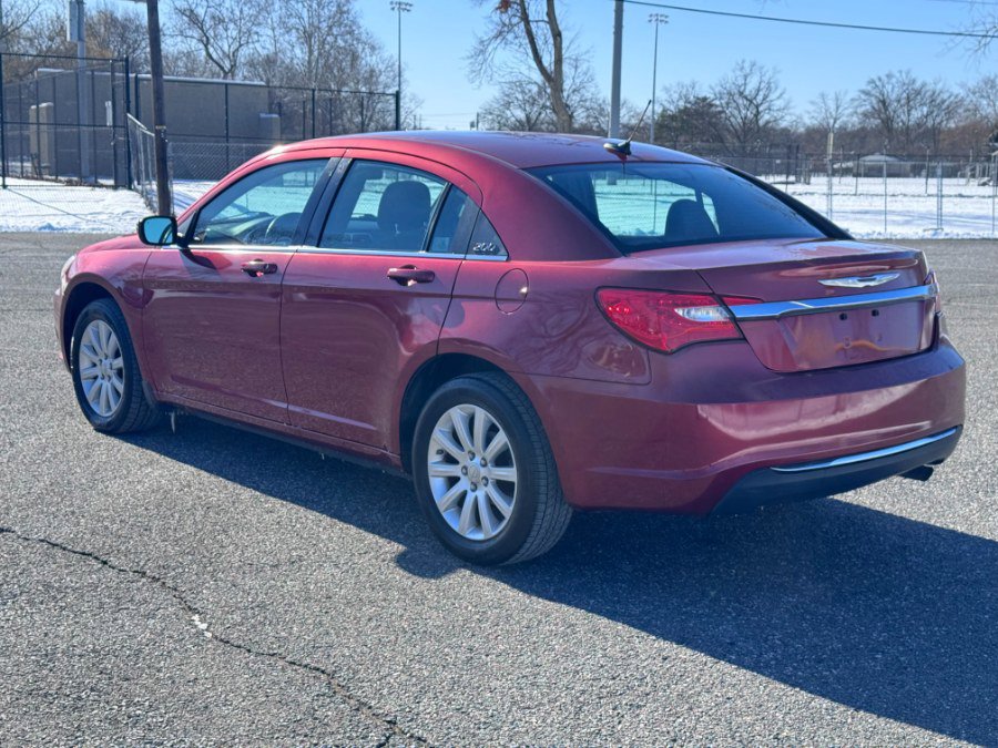 Used 2014 Chrysler 200 Touring image 5