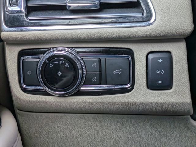 Used 2018 Lincoln Navigator Select image 32