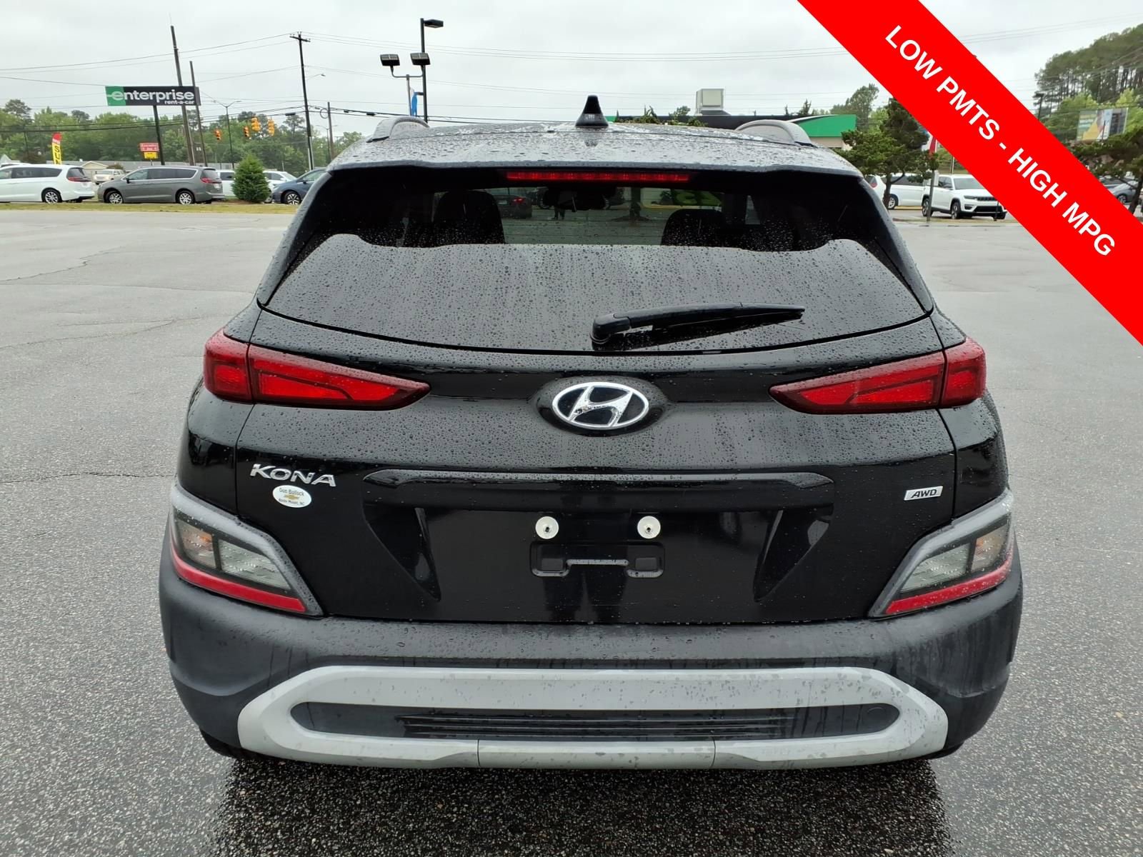 Used 2023 Hyundai Kona SEL AWD/4WD image 4