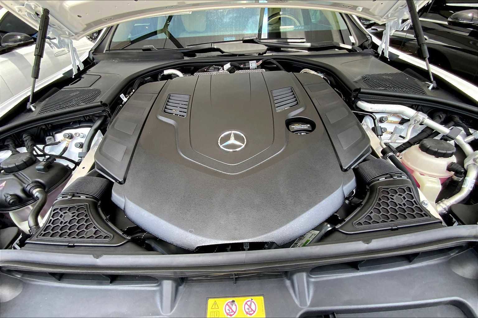 New 2025 Mercedes-Benz S 580 4MATIC Sedan image 18