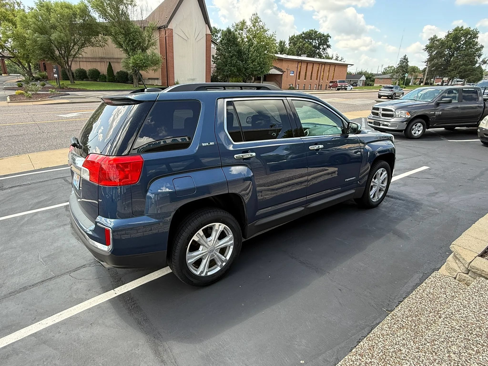 Used 2016 GMC Terrain SLE w/ Chrome Edition FWD image 6