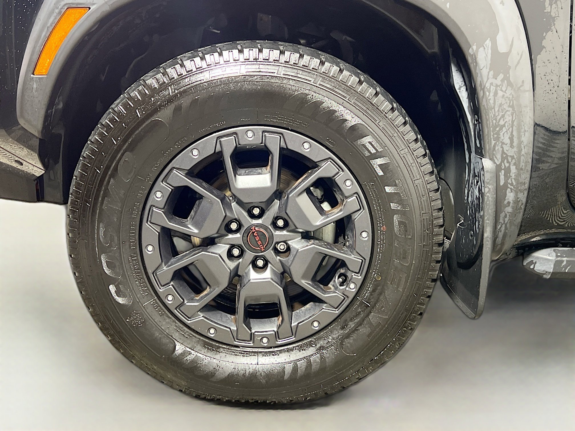 Used 2022 Nissan Frontier PRO-4X w/ Pro-4X Premium Package image 13