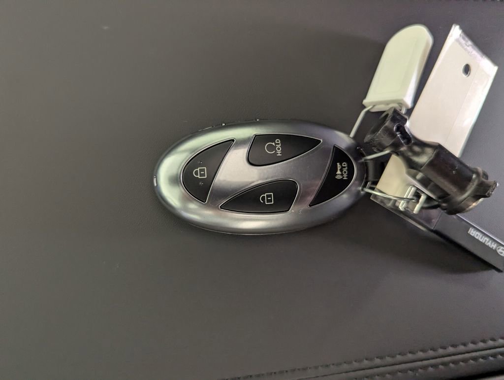 New 2026 Hyundai Santa Fe Calligraphy FWD image 29